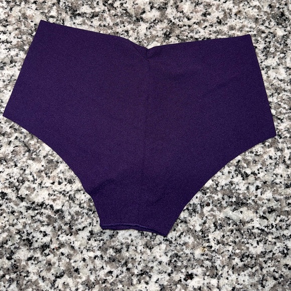 Victoria’s Secret “5” Pair Panty Bundle - Picture 6 of 12